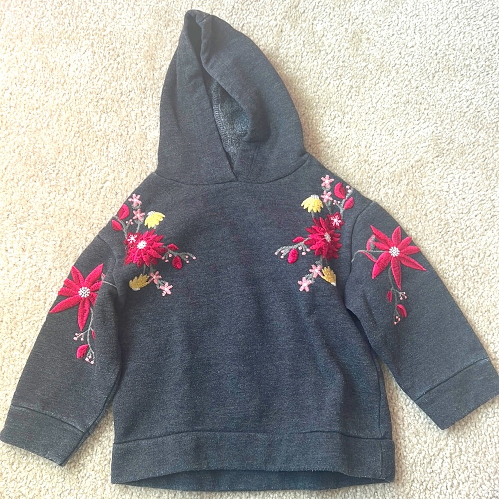 Zara girls grey 5T hoddie
